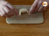 Passo 3 - Mini croissants recheados com béchamel, queijo e presunto