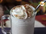 Passo 4 - Pumpkin spice latte - café com leite e xarope de abóbora!