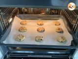 Passo 7 - Cookies gourmet com pedacinhos de Oreo !