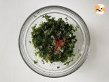 Passo 4 - Molho Chimichurri: o toque perfeito para seus assados e churrascos.