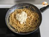 Passo 8 - Cacio e pepe (macarrão com queijo e pimenta) feito com apenas 3 ingredientes