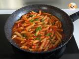 Passo 6 - Penne all’arrabbiata: simplicidade e picância à moda italiana