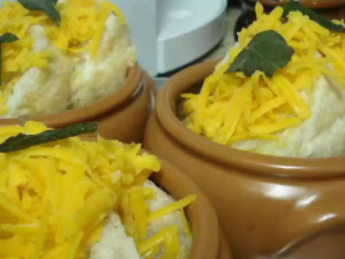 A VERDADEIRA SOPA DE CEBOLA INGLESA ( Jamie Oliver)