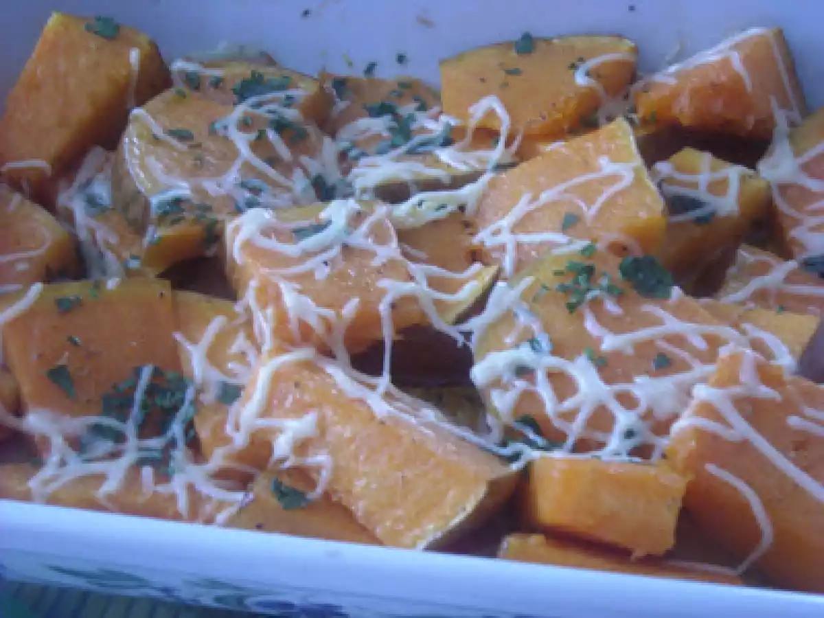 Abóbora Assada no forno com queijo
