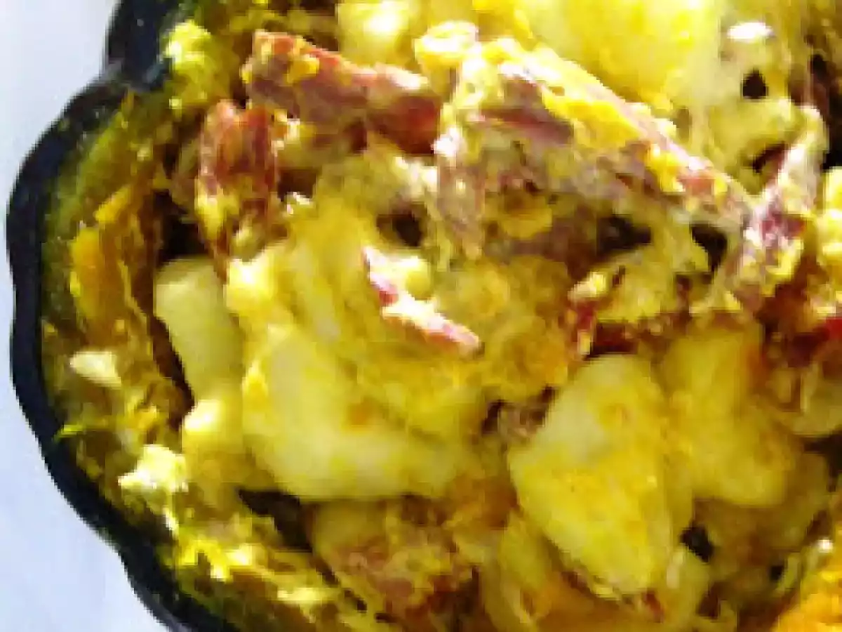 Abóbora recheada com carne seca e queijo qualho