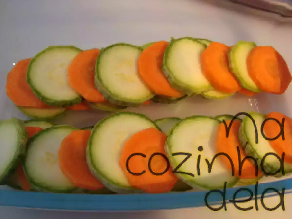 Abobrinha e cenoura gratinada