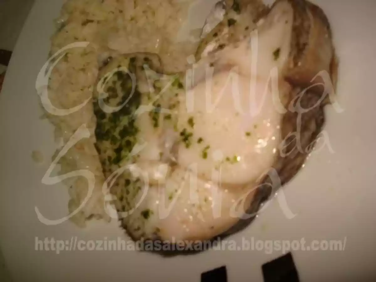 ABROTEA NO TACHO RODEADA DE COENTROS... - foto 7