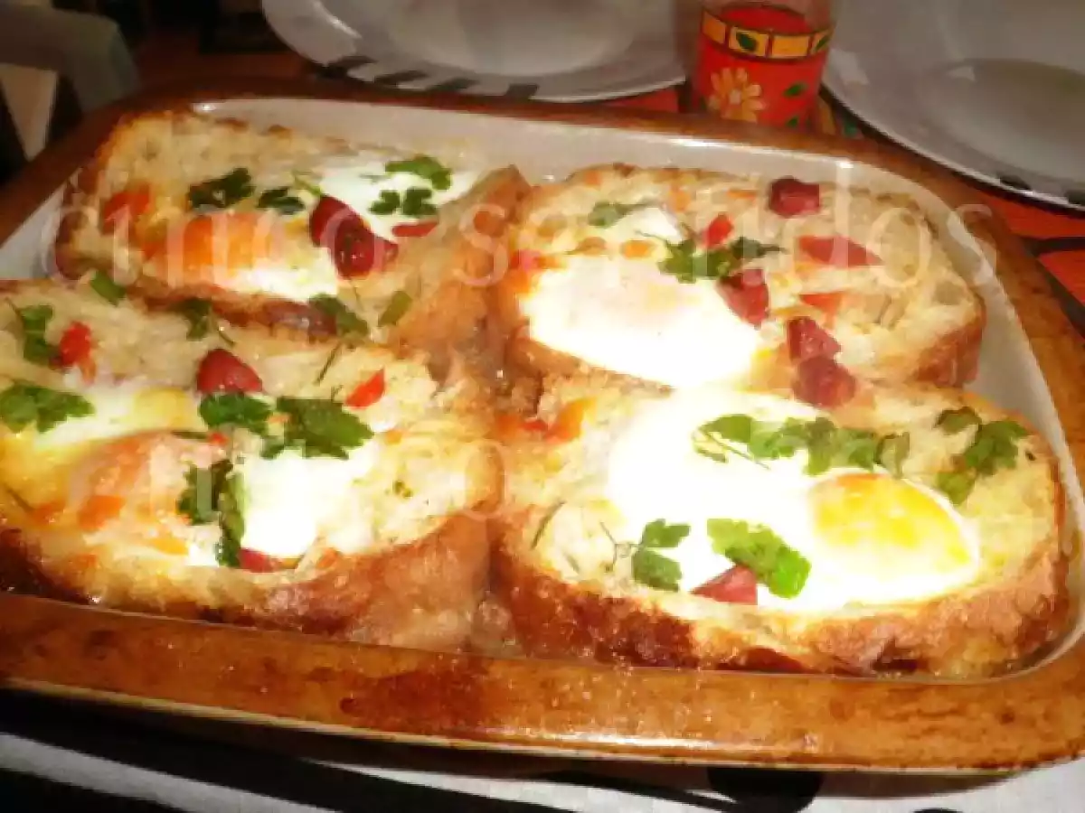 Açorda de tomate no forno com ovos e chouriço - foto 3