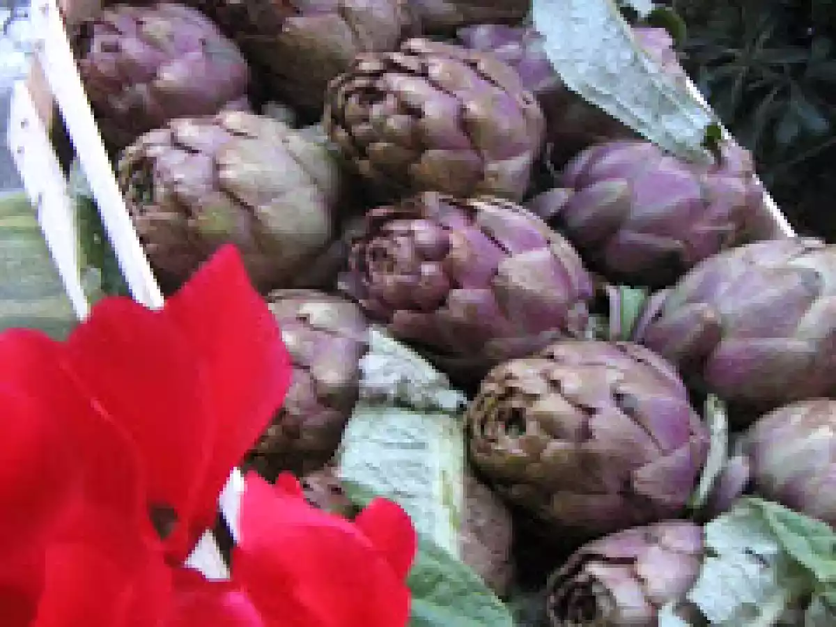 Alcachofras a moda judia - Carciofia alla giudia - foto 3