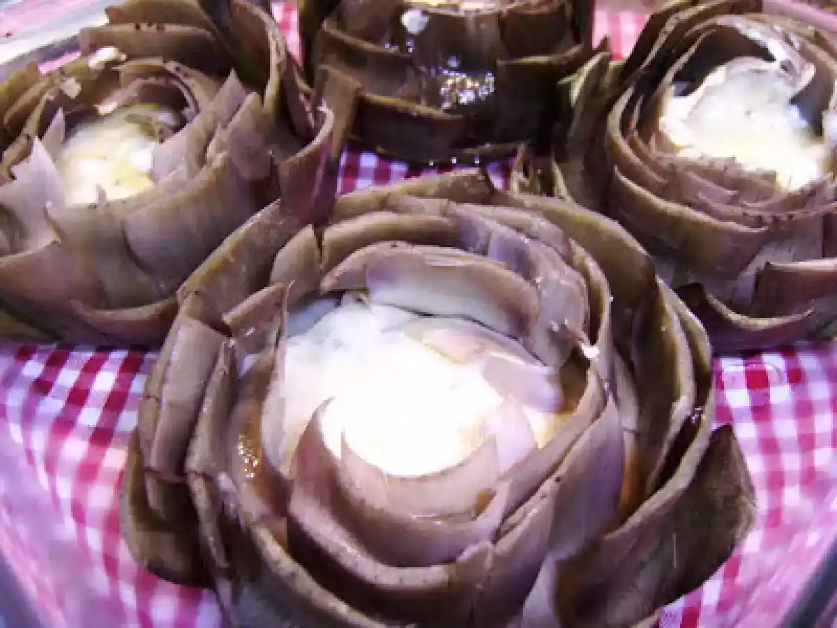 Alcachofras Recheadas ao Roquefort (Flor e Fundos) - foto 2