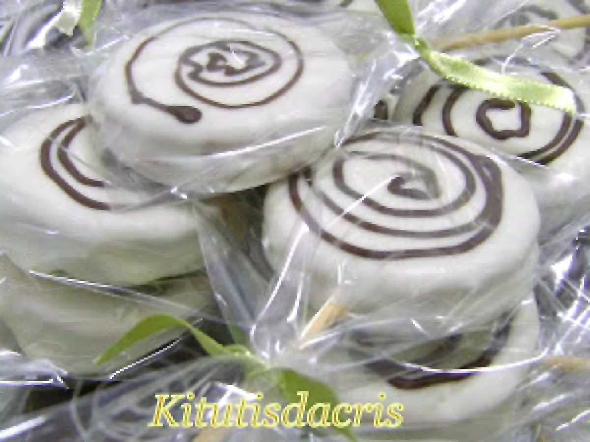 Alfajor - Pirulito de bolacha Maria - foto 18
