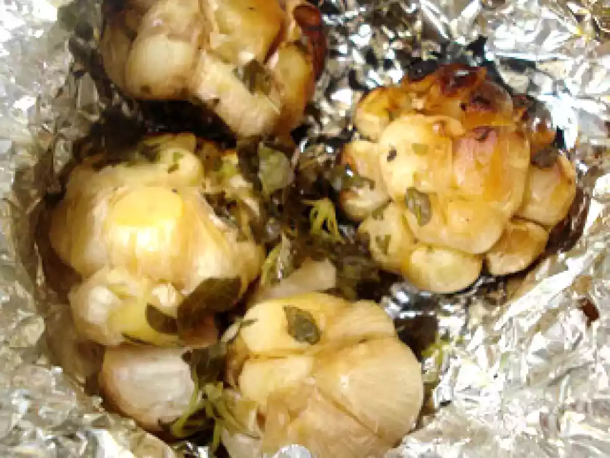Alho Assado com Gorgonzola