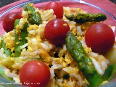 Almoçar no Escritório - Salada de arroz com ovo e espargos