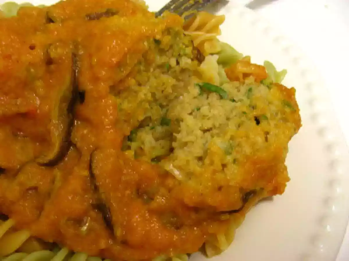Almôndegas de soja com molho de tomate e cogumelos - foto 3