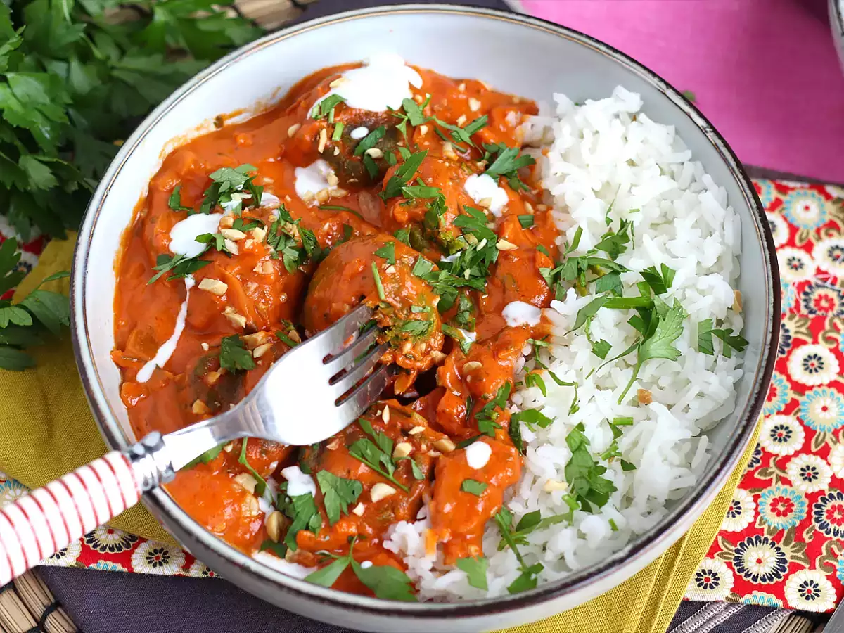 Almôndegas veganas de grão de bico com molho de tomate e coco (versão Malai Kofta vegano) - foto 5