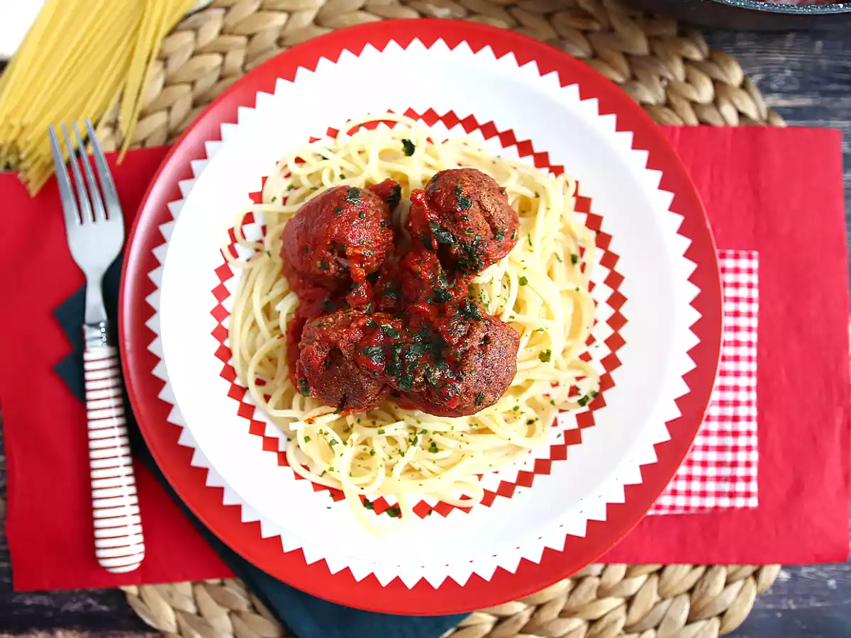 Almôndegas vegetarianas de seitan com molho de tomate - foto 3
