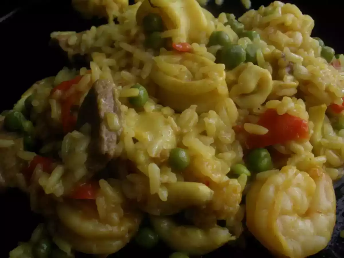 Arroz à Valenciana fácil e saboroso