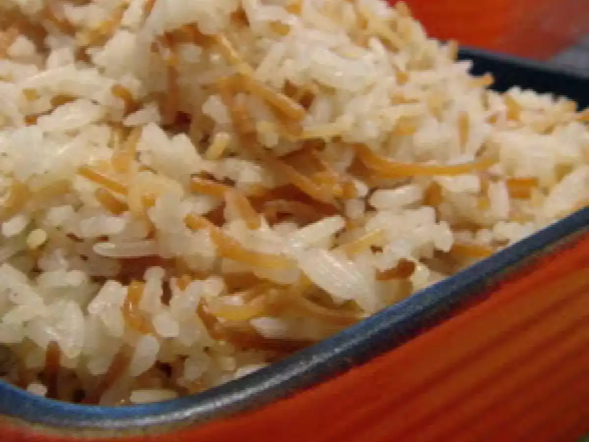 Arroz com aletria
