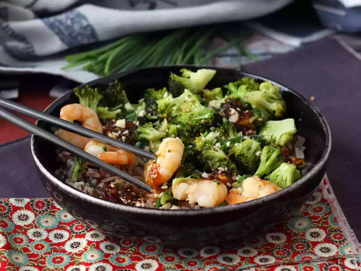 Arroz com brócolis, camarão e molho apimentado da Coréia - foto 3