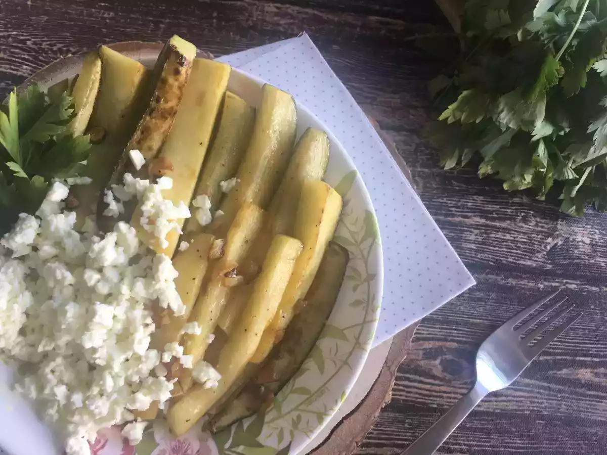 Arroz com curgete (abobrinha) com tempero de limão e queijo feta - foto 2