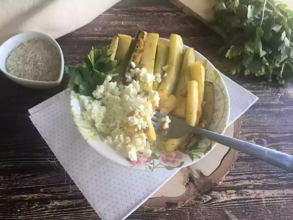 Arroz com curgete (abobrinha) com tempero de limão e queijo feta - foto 3