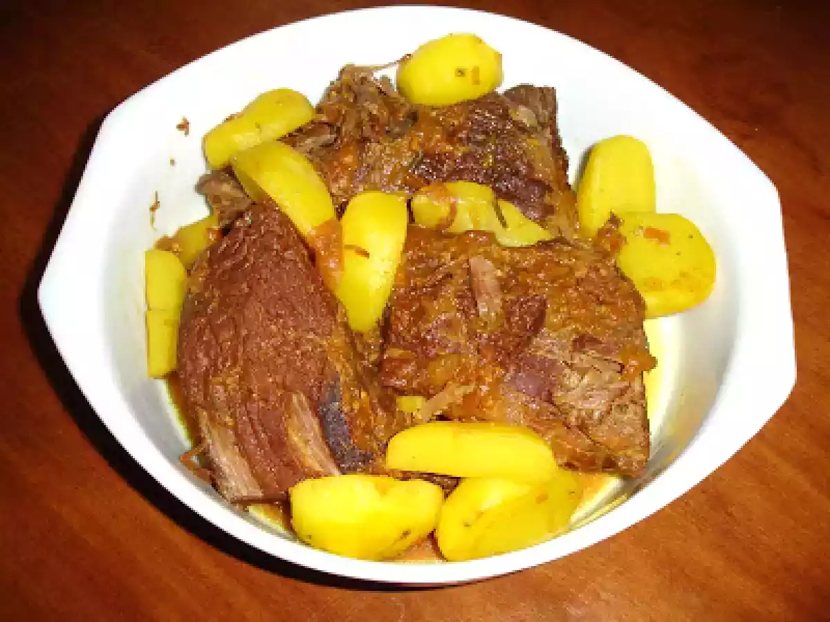Arroz com curry e carne de panela com batatas - foto 2