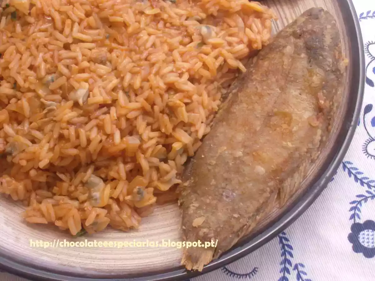 ARROZ DE BERBIGÃO COM LINGUADO FRITO
