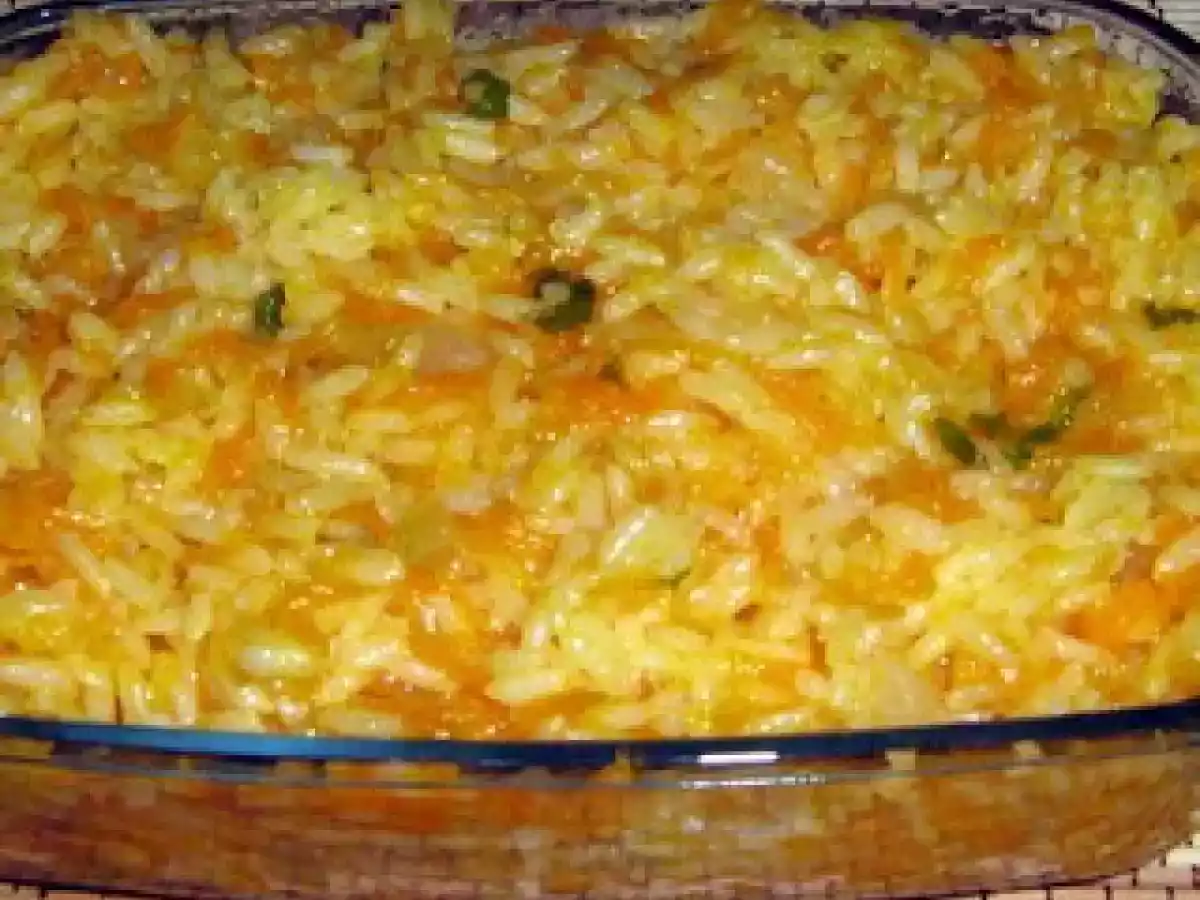 ARROZ DE CENOURA COM PEIXE FRITO