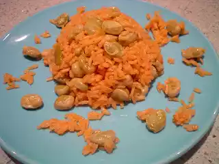 Arroz de favas guisadas
