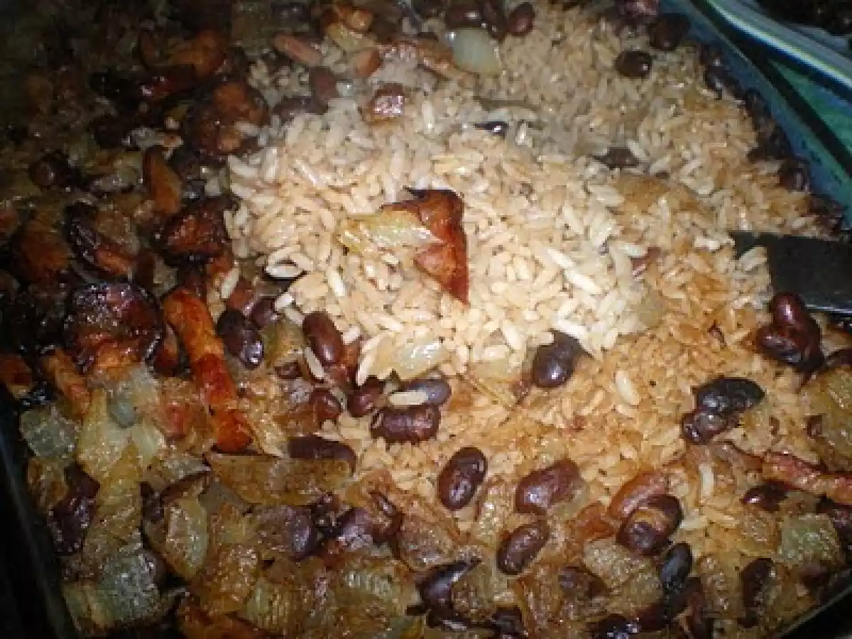 Arroz de feijão no forno