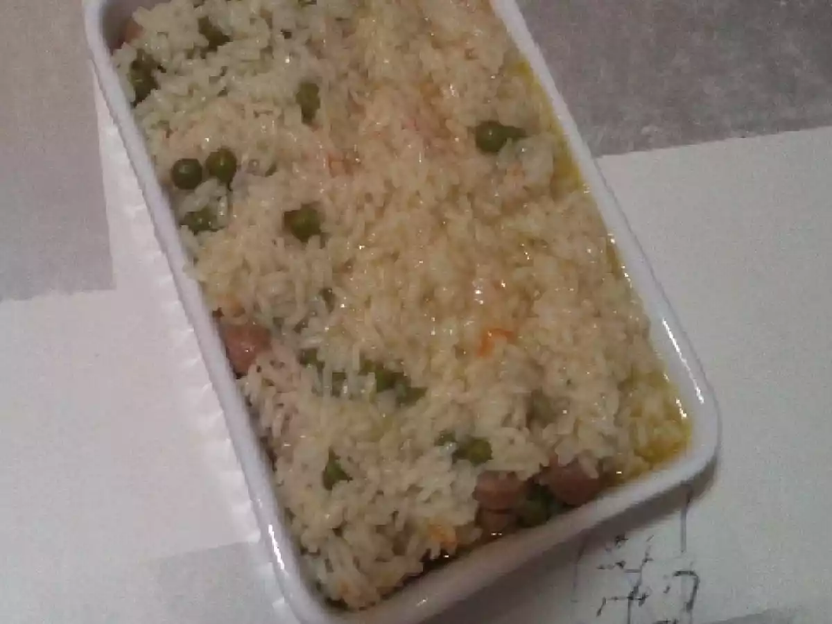 Arroz de salsichas e ervilhas (Cuisine Companion da Moulinex)
