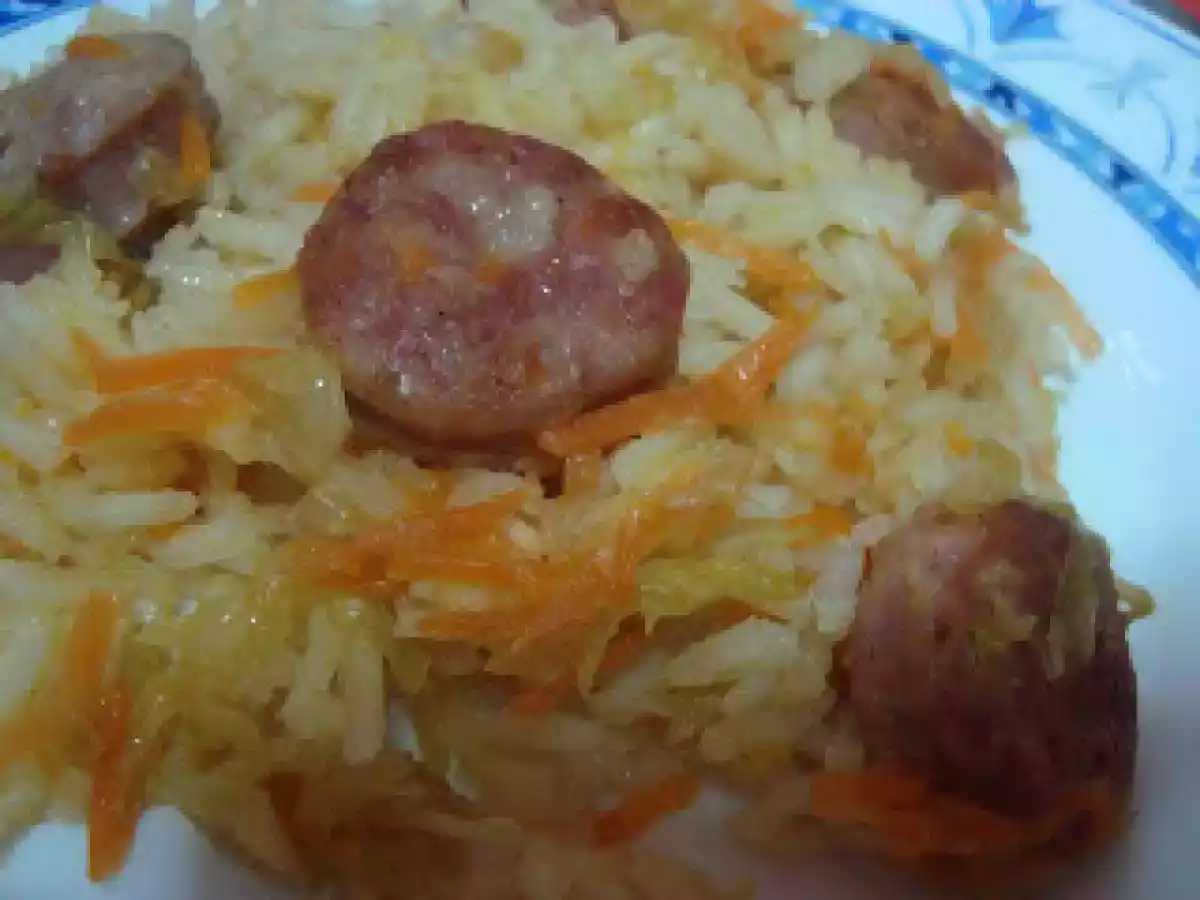 Arroz de salsichas frescas com couve lombarda e cenoura - foto 2
