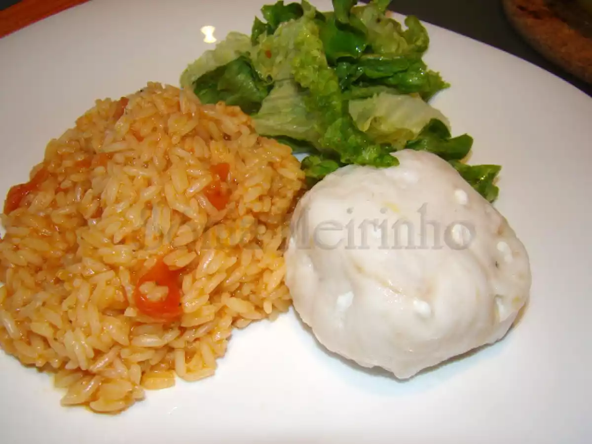 Arroz de Tomate com Pescada Cozida