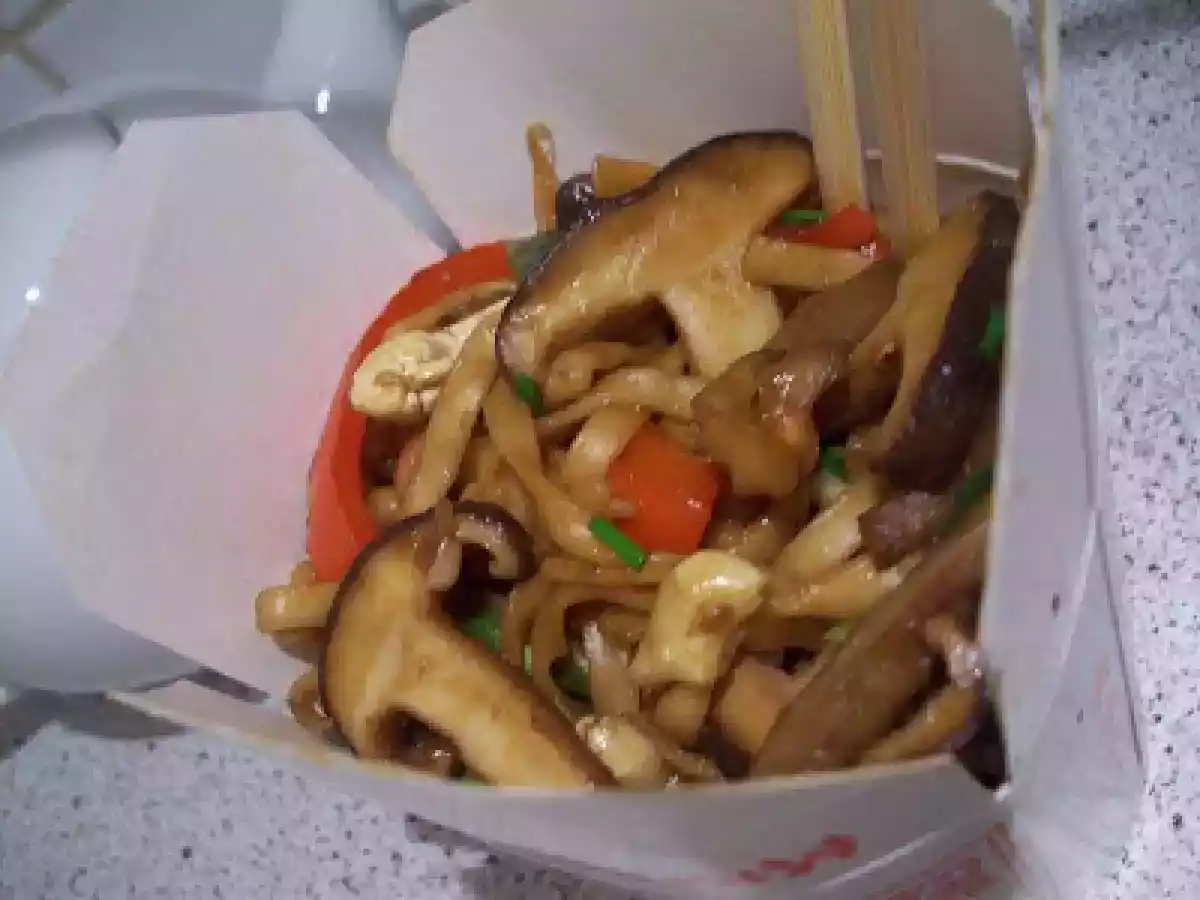 Asia Noodles com Shiitake e Ostreatus