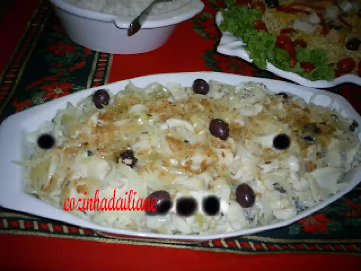 Bacalhau ao alho e cebolas