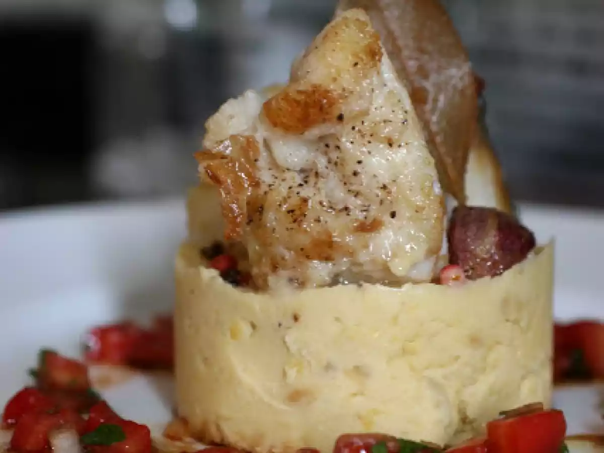 Bacalhau ao Forno com Purê de Grão de Bico