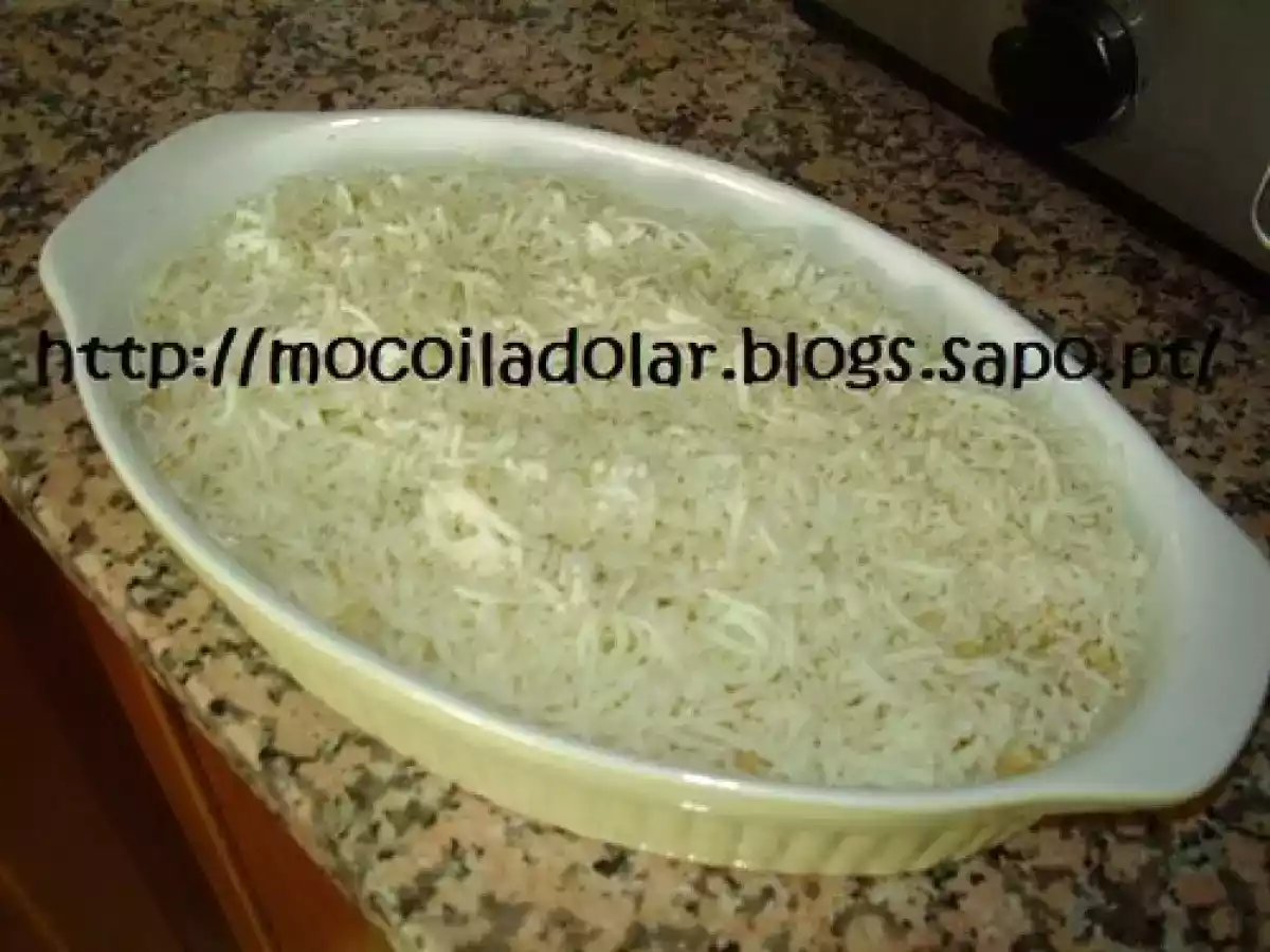 Bacalhau com Natas e Queijo Mozarela