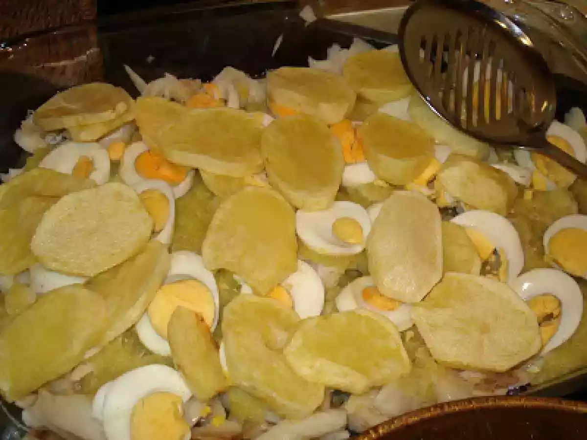 BACALHAU DOURADO COM COBERTURA DE BROA CROCANTE... - foto 4