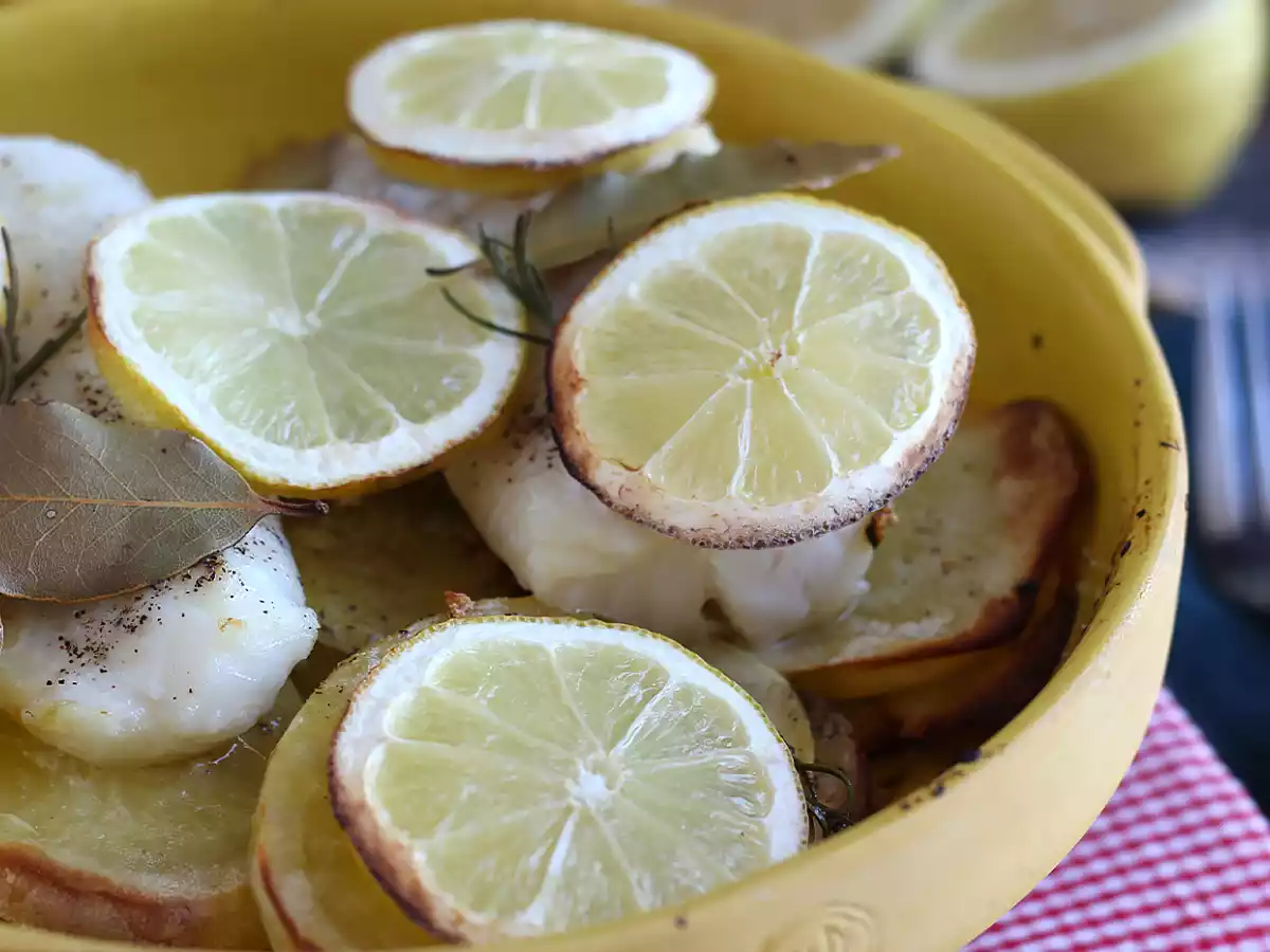 Bacalhau fresco com batata no forno - foto 5