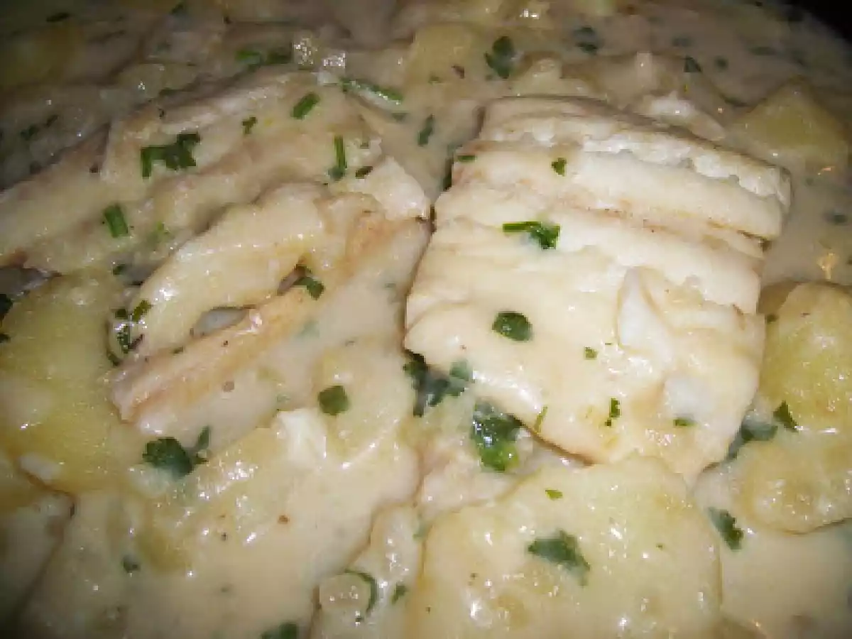 Bacalhau Fresco com Batatas Cozinhado em Rose