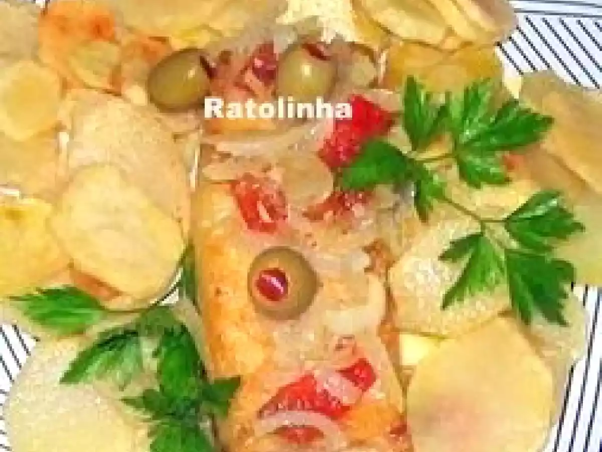 Bacalhau frito com cebolada