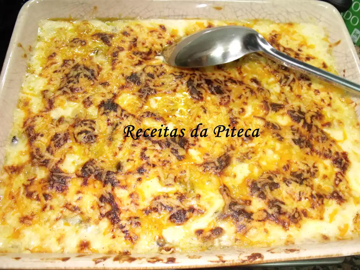 Bacalhau gratinado à Piteca