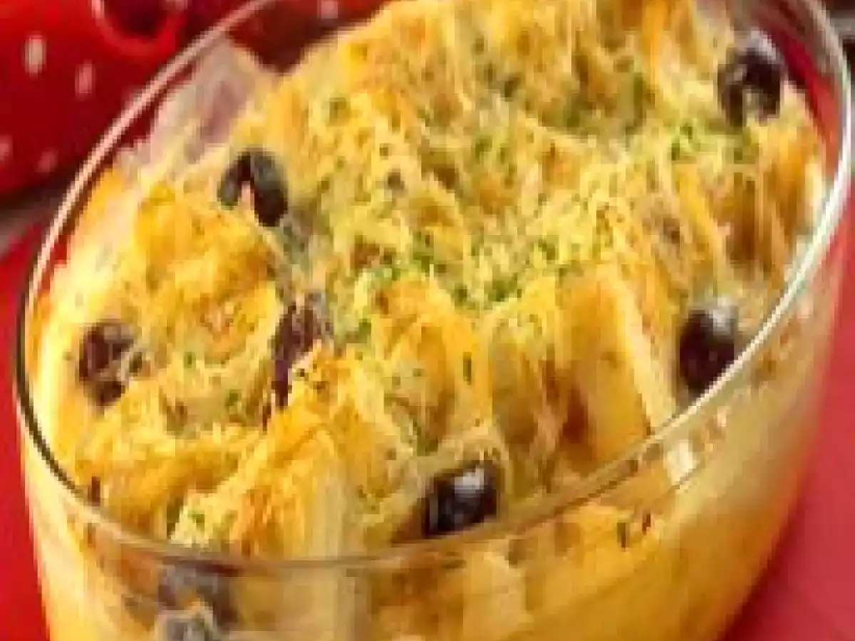 Bacalhau gratinado com creme de mandioca