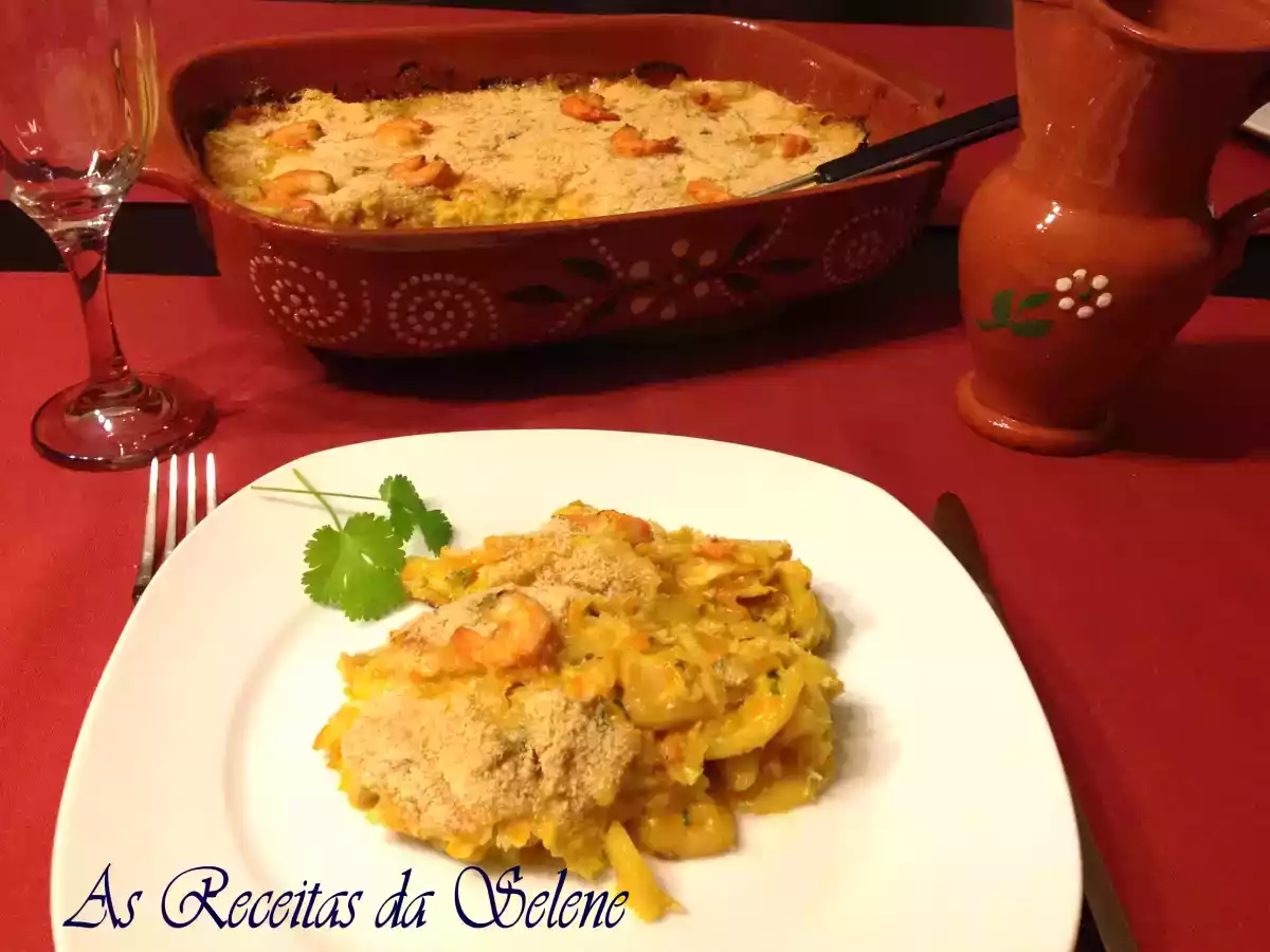 Bacalhau Gratinado com Legumes e Camarão