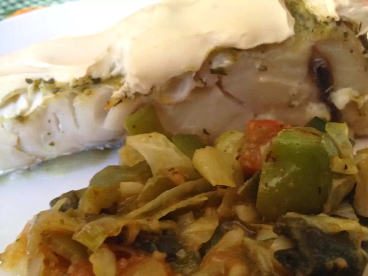 Bacalhau no forno com maionese com legumes salteados - foto 3