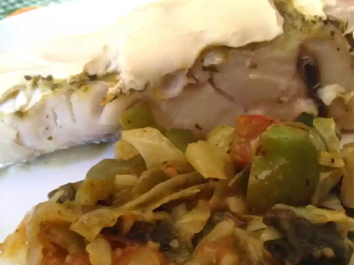 Bacalhau no forno com maionesse com legumes salteados - foto 3