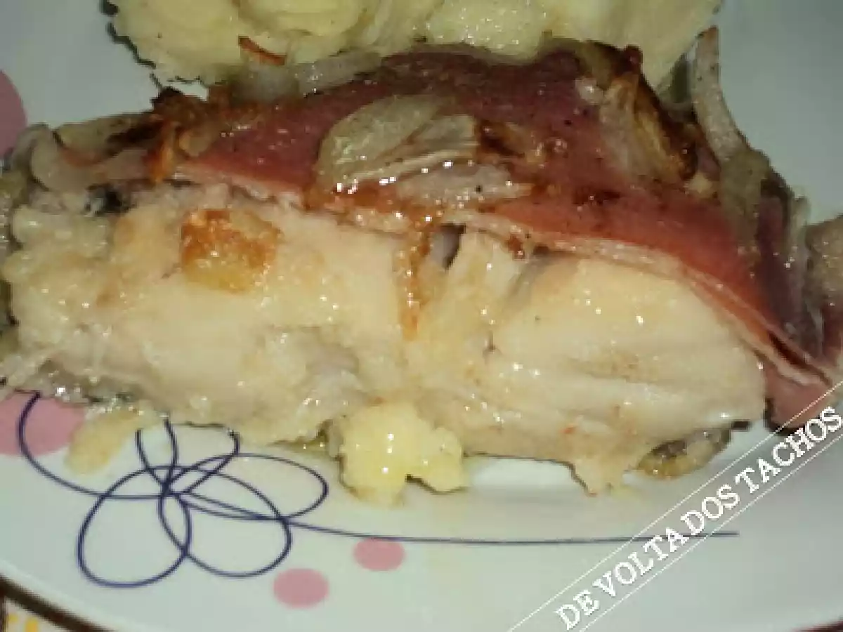 BACALHAU NO FORNO COM PRESUNTO - foto 2