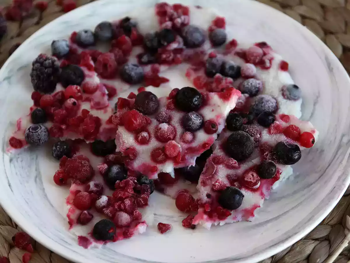 Barra congelada de iogurte e frutas vermelhas - foto 2
