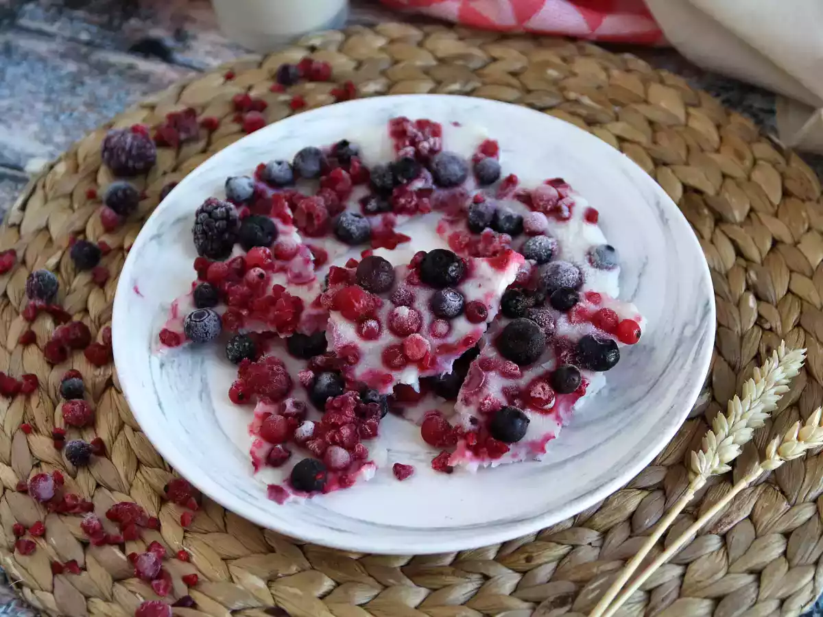 Barra congelada de iogurte e frutas vermelhas - foto 4