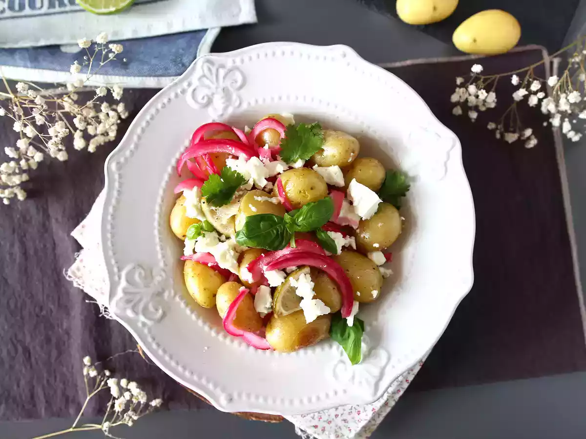 Batata bolinha no papelote temperada com limão e queijo feta - foto 2